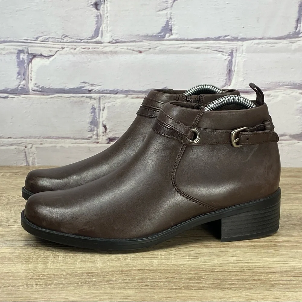 Clarks Lea Kittredge Brown Leather Buckle Ankle Boots - Picture 3 of 8
